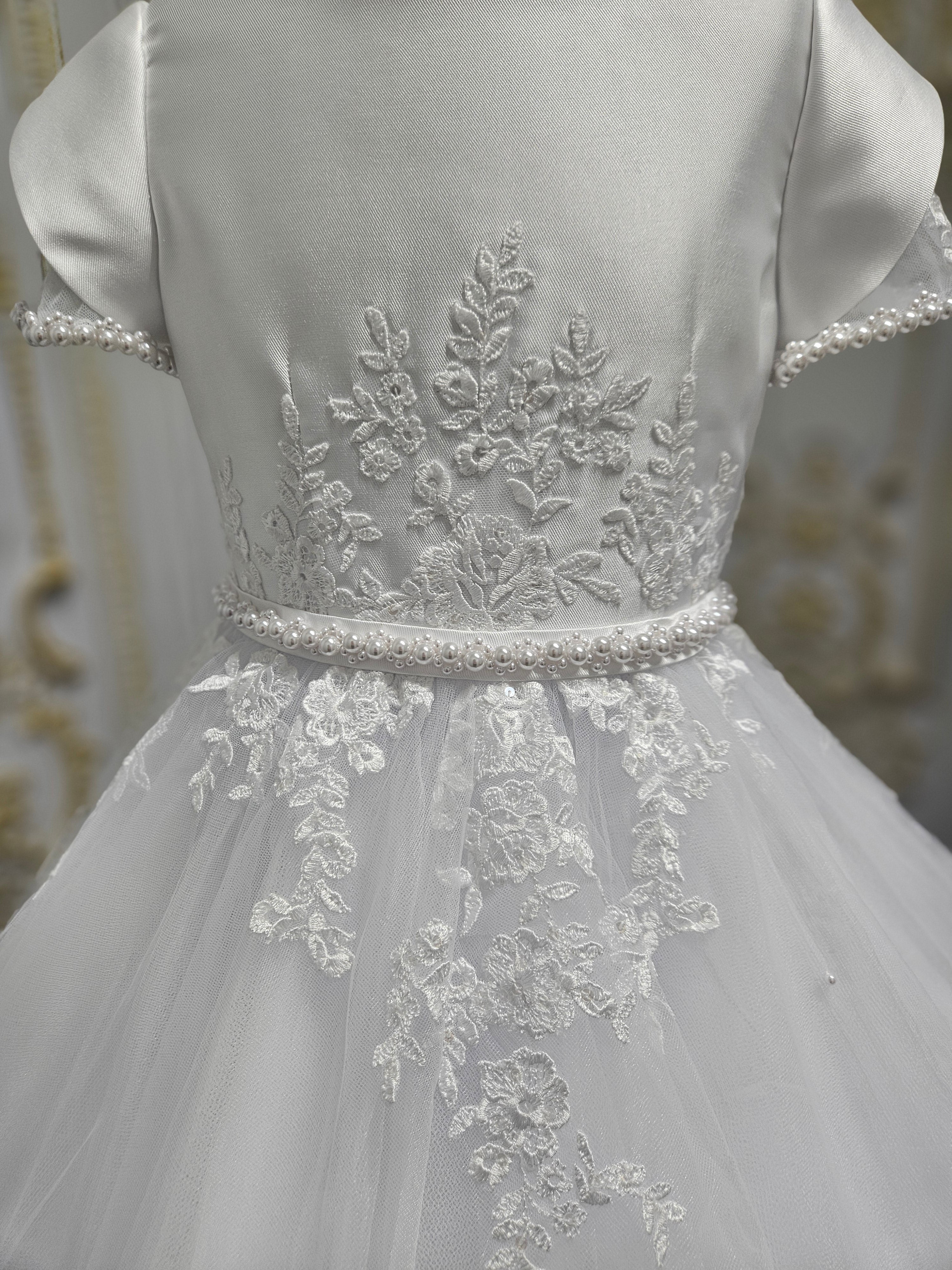 COMMUNION DRESS Isabella Girls White Communion Dress IS26392 EXCLUSIVE TO KINDLE