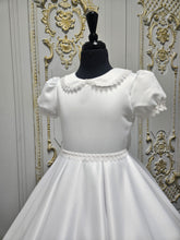 Load image into Gallery viewer, KINDLE EXCLUSIVE Girls White Communion Dress:- PJ105
