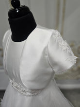 Load image into Gallery viewer, SALE COMMUNION DRESS KOKO Girls White Communion Dress:- KO25814/816 Age 5 &amp; 6
