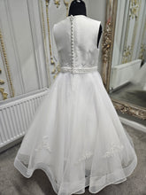 Load image into Gallery viewer, SALE COMMUNION DRESS KOKO Girls White Communion Dress:- KO25830/832 AGE 6, 7 &amp; 8
