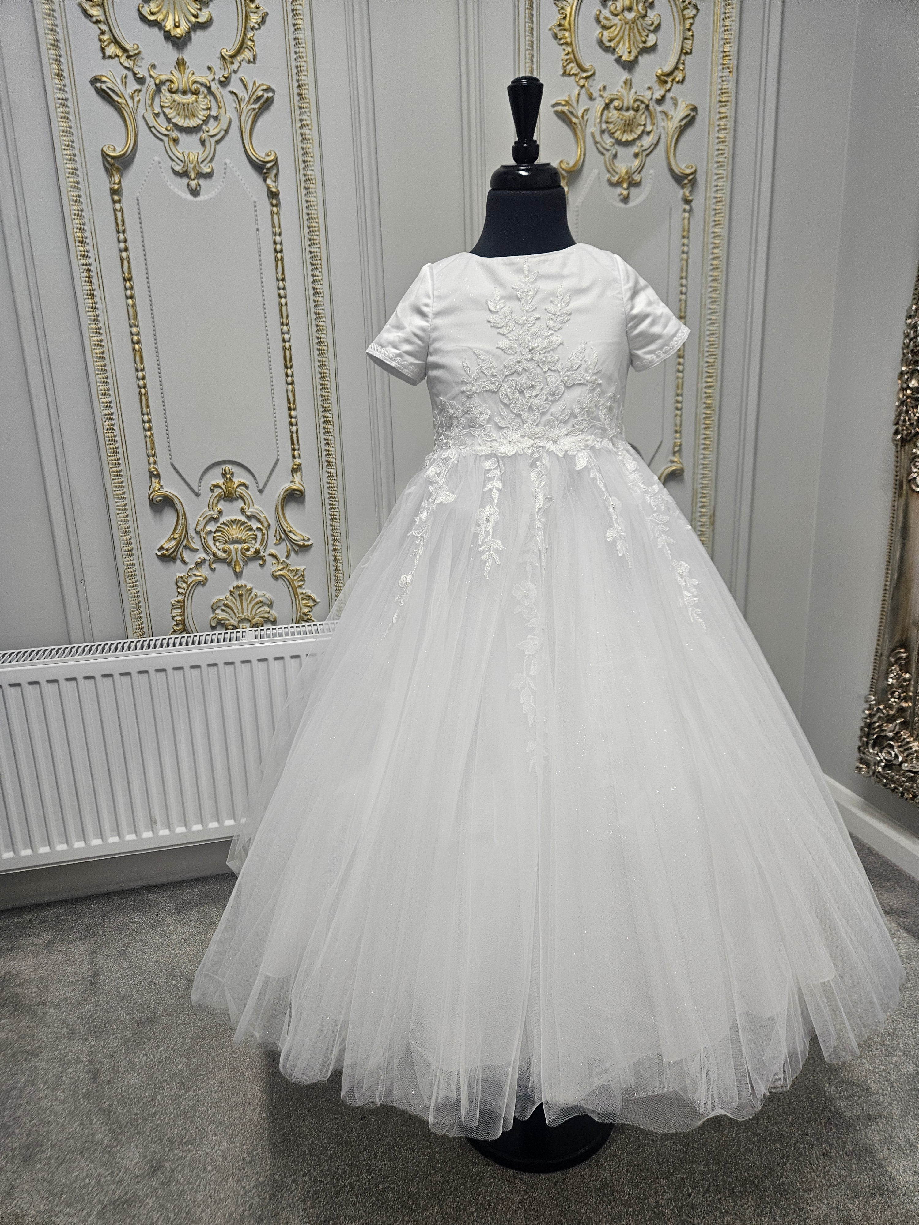SALE COMMUNION DRESS Linzi Jay Girls White Communion Dress:- Dubai Age 7