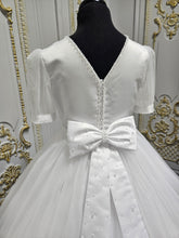 Load image into Gallery viewer, KINDLE EXCLUSIVE Girls White Communion Dress:- PJ106
