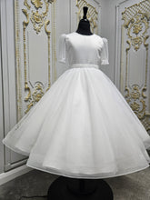 Load image into Gallery viewer, KINDLE EXCLUSIVE Girls White Communion Dress:- PJ106

