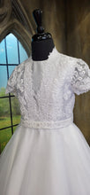 Load image into Gallery viewer, SALE COMMUNION DRESS Isabella Girls White Communion Dress IS23485 EXCLUSIVE TO KINDLE Age 9
