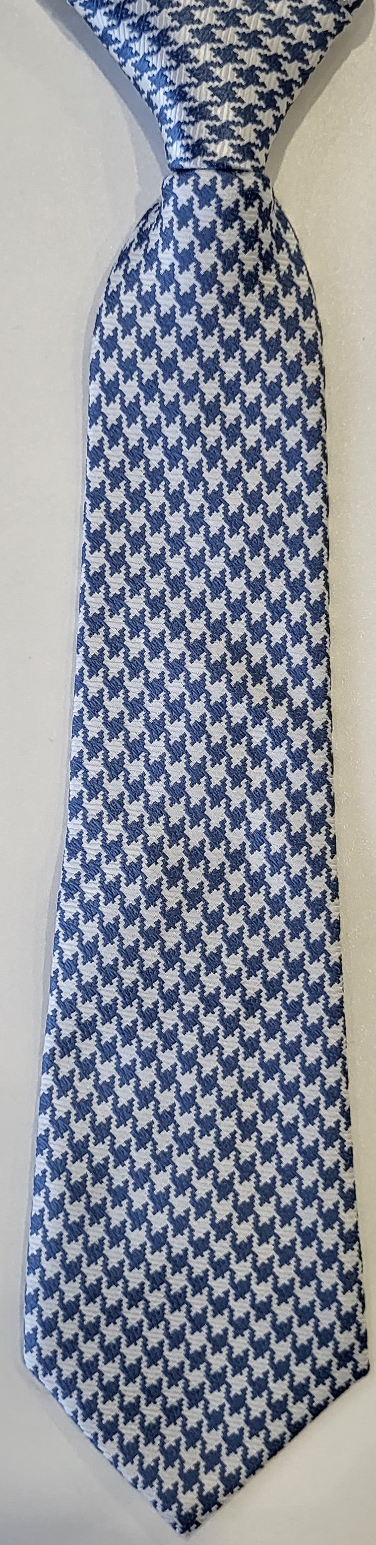SALE One Varones Boys Blue & White Houndstooth Tie