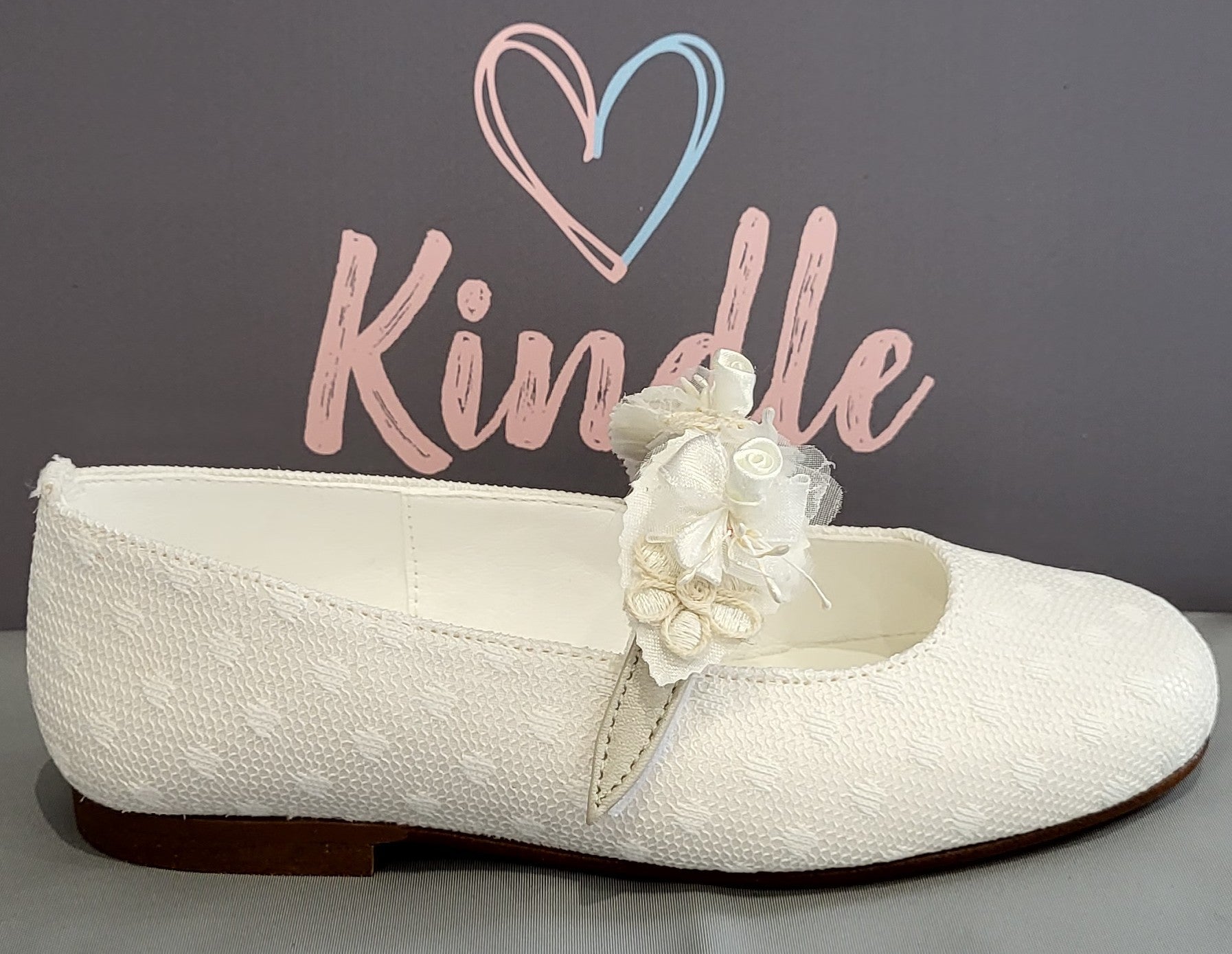 KINDLE Girls Communion Shoes:- White Polka Dot Pumps With Floral Strap