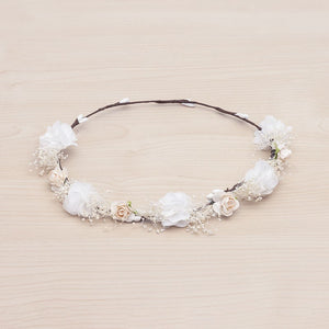 KINDLE Floral Hair Wreath With Combined Flowers & Gypsophila:- White