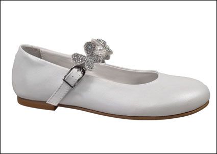 KINDLE Girls White Communion Shoe:- 9500 Pump