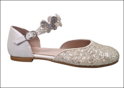 KINDLEGirls Ivory Communion Shoe:- 9502 Pump