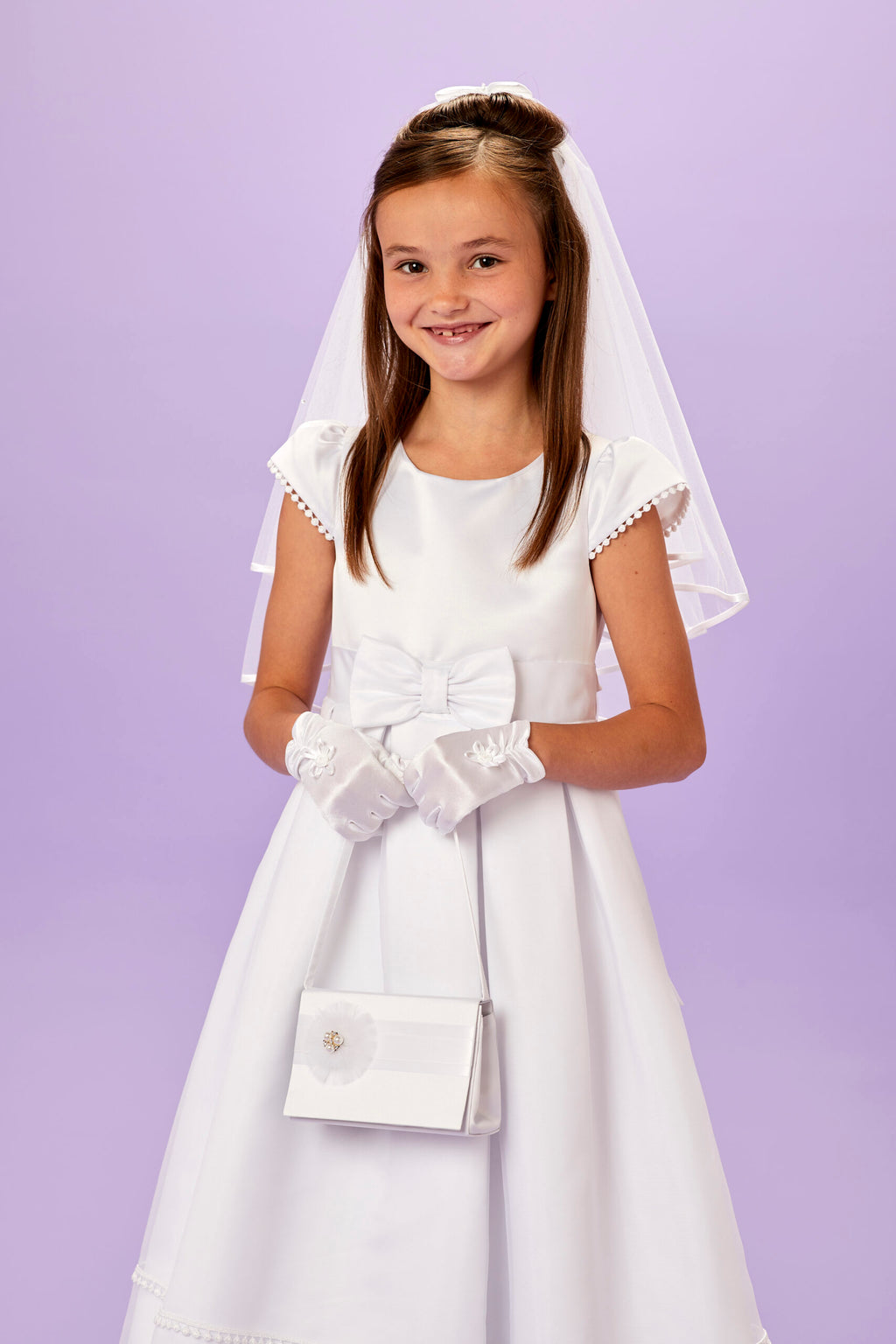 Peridot Girls White Communion Bag:- Lauren