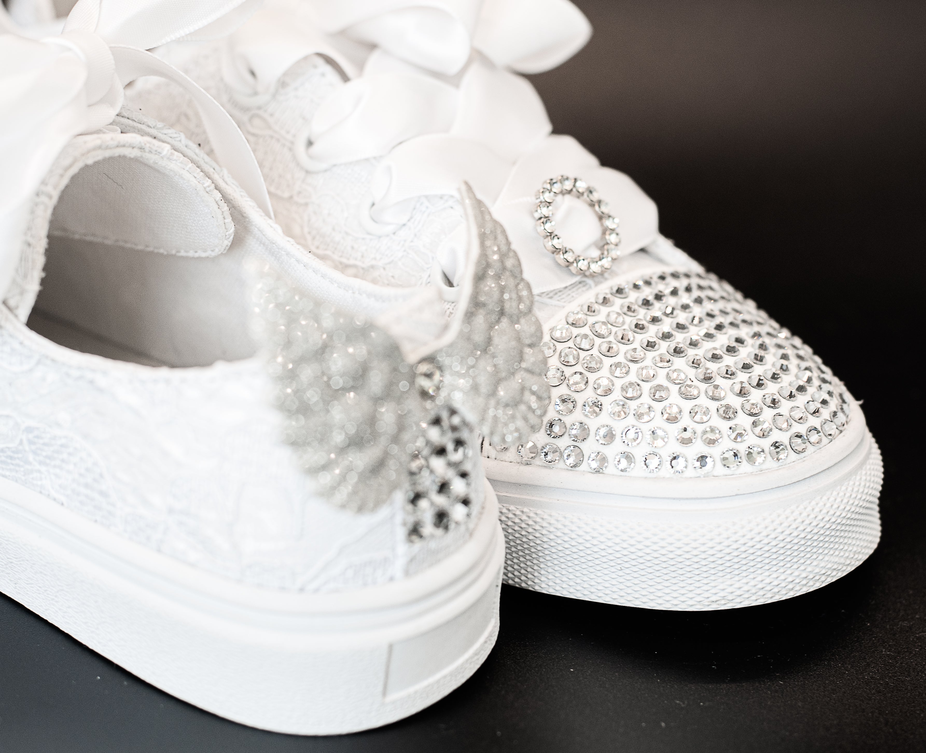 Sweeties By Sweetie Pie Girls White Sneaker Shoes:- Elsa Flats