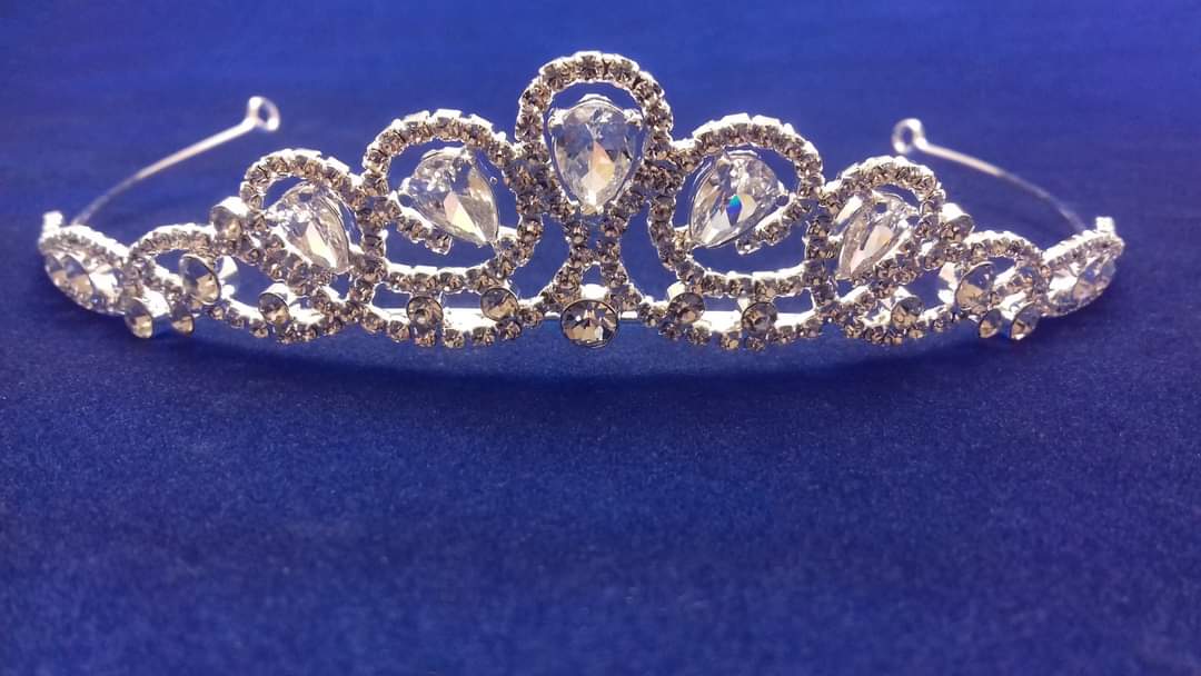 Celebrations Girls Tiara:- CH184