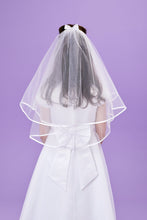 Load image into Gallery viewer, Peridot Girls White Holy Communion Veil:- Darcy
