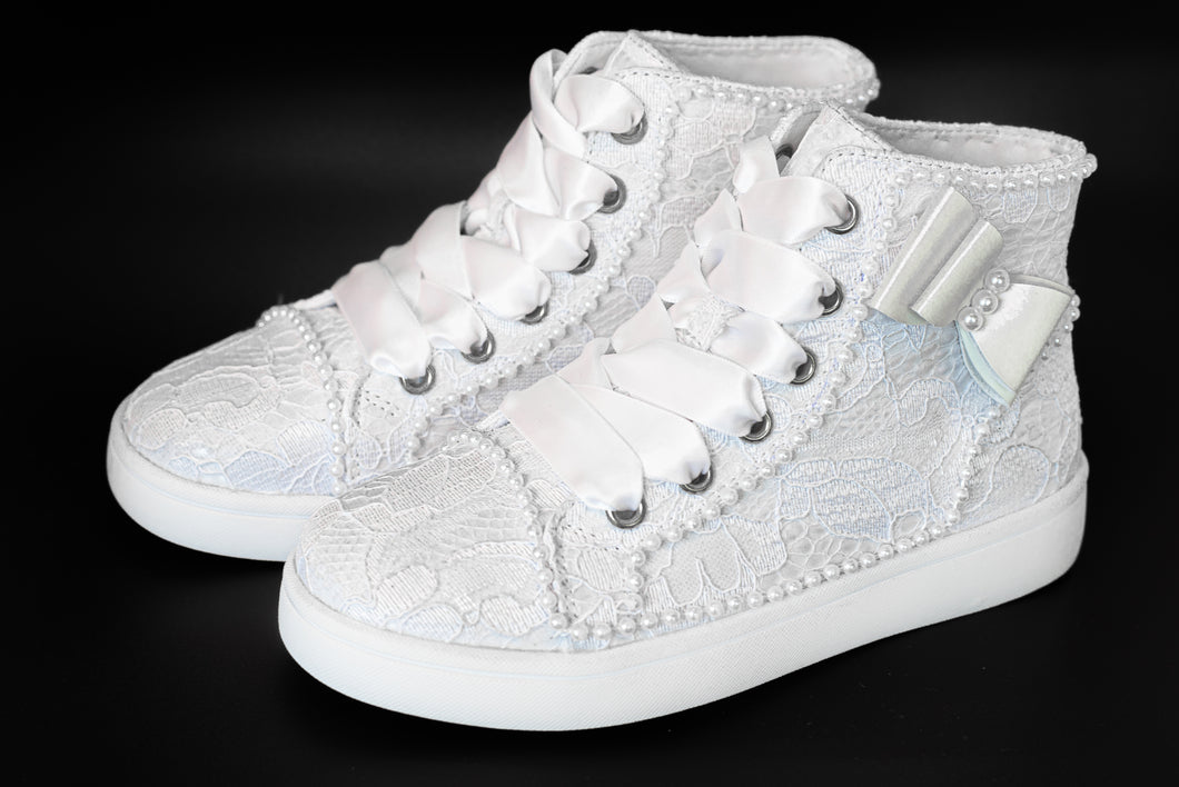 Sweeties By Sweetie Pie Girls White Sneaker Shoes:- Raya Flats