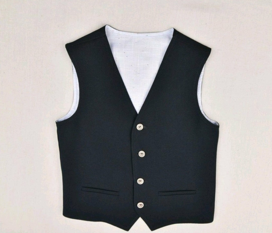 One Varones Boys Navy Waistcoat:-10-10012 78