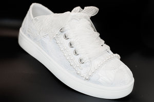 Sweeties By Sweetie Pie Girls White Sneaker Shoes:- Tiana Flats